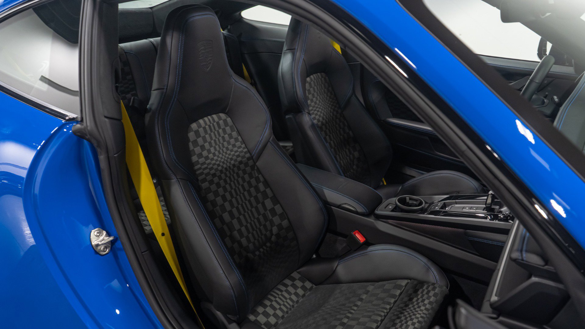 Used 2026 Porsche 911 Carrera GTS image 75