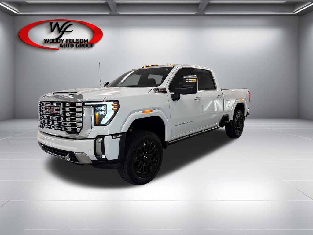 Used 2025 GMC Sierra 2500 Denali w/ Denali Reserve Package AWD/4WD image 3