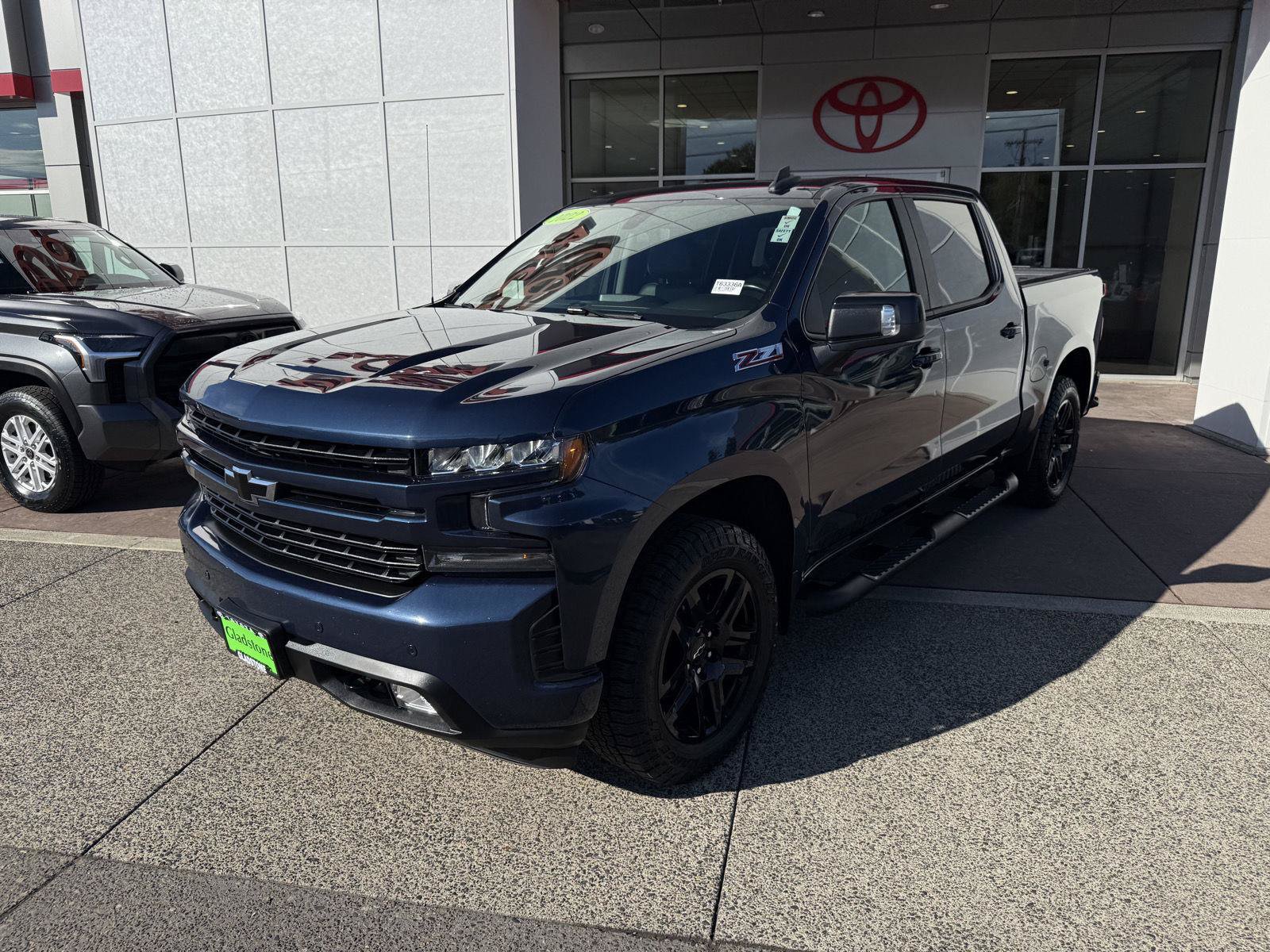 Used 2022 Chevrolet Silverado 1500 RST w/ All Star Edition Plus AWD/4WD image 2