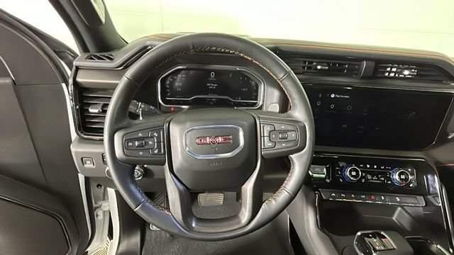 Used 2025 GMC Sierra 1500 AT4 w/ AT4 Premium Package AWD/4WD image 14