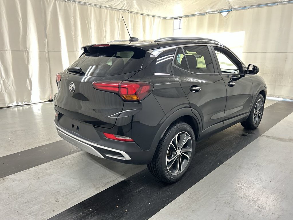 Used 2021 Buick Encore GX Select FWD image 2