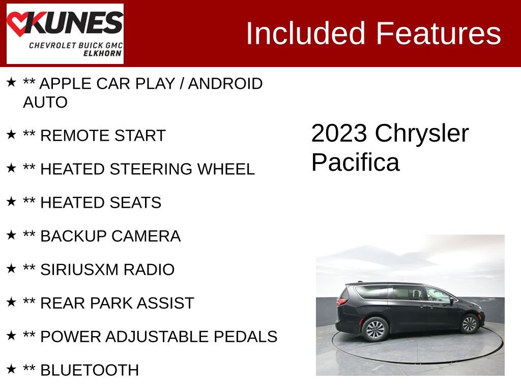 Used 2023 Chrysler Pacifica Touring-L FWD image 2