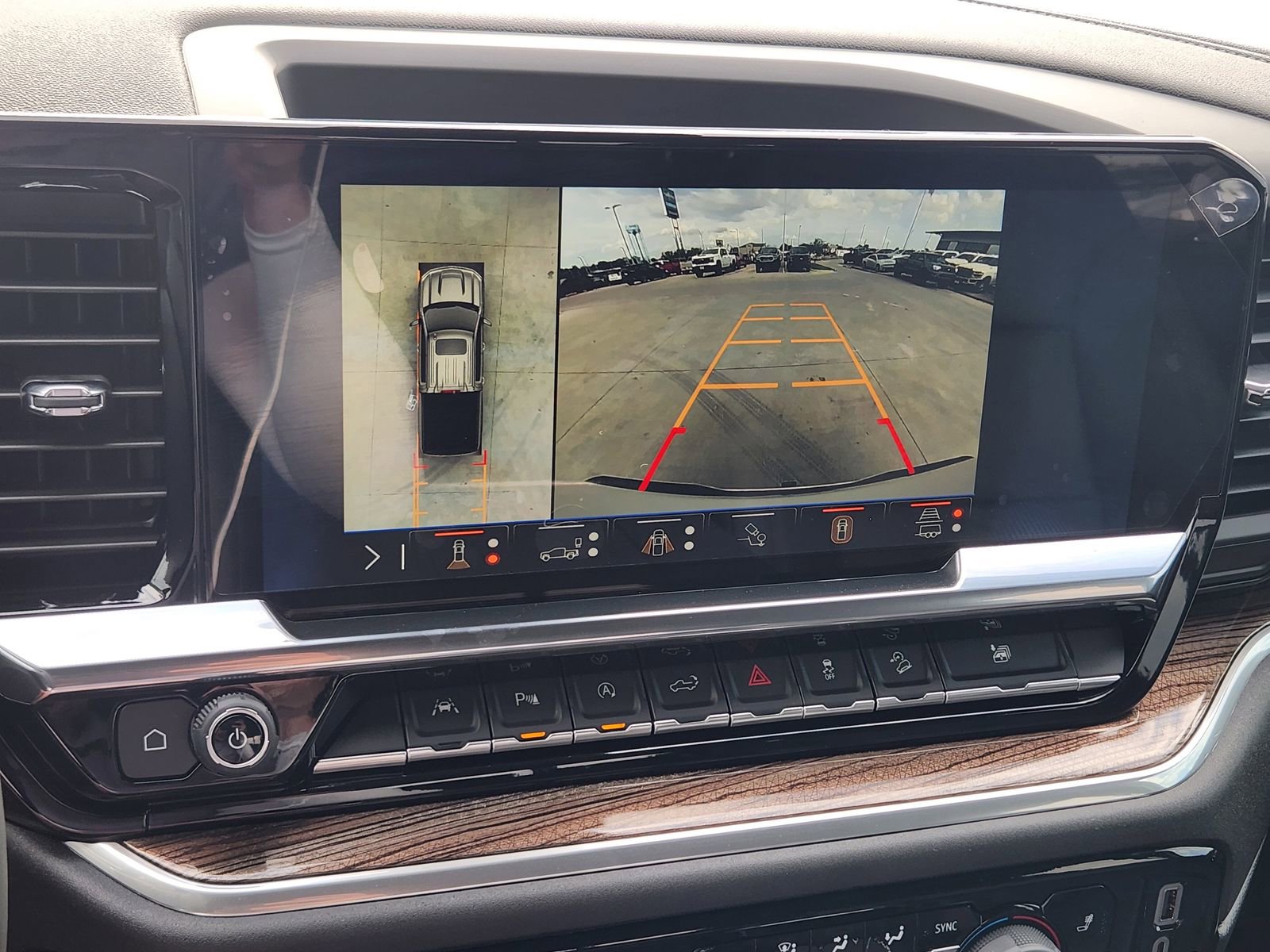 New 2026 Chevrolet Silverado 1500 RST AWD/4WD image 17