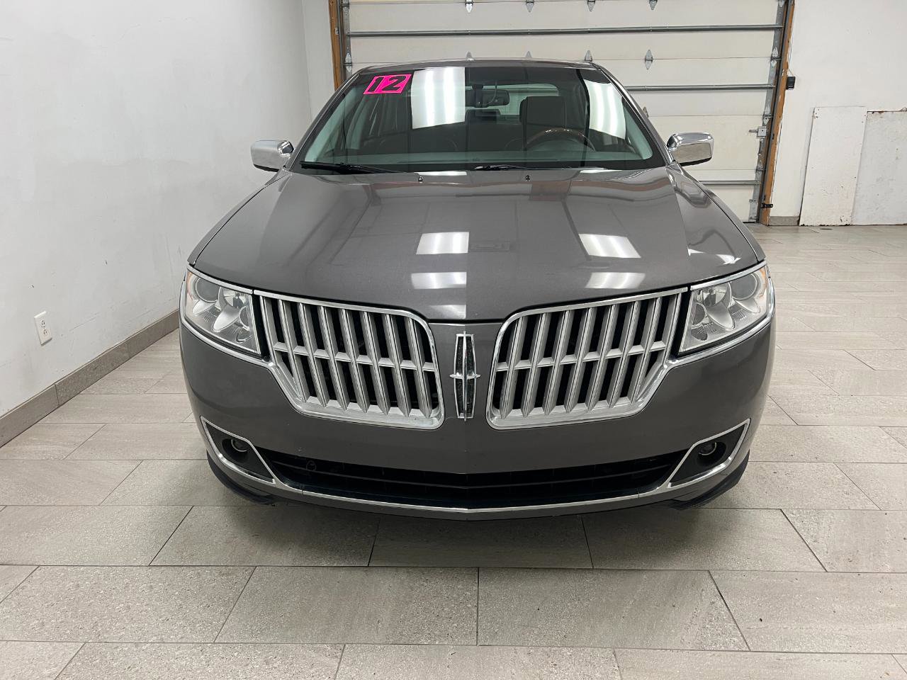 Used 2012 Lincoln MKZ FWD image 10