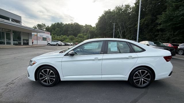 Used 2024 Volkswagen Jetta Sport FWD image 9