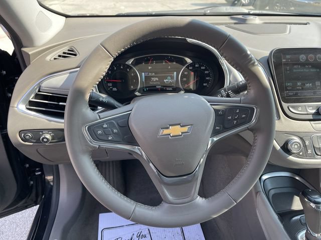 Used 2018 Chevrolet Malibu LT w/ Leather Package FWD image 14