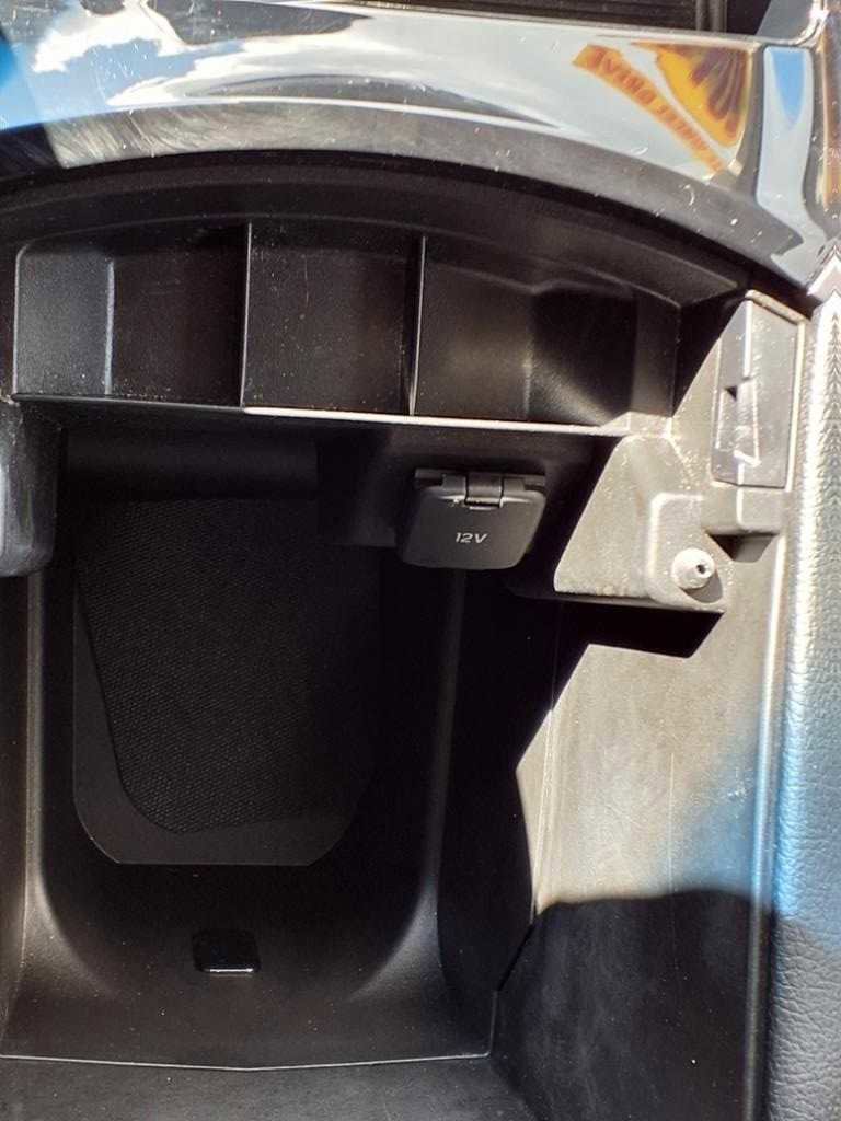 Used 2019 Ford Edge SE image 24