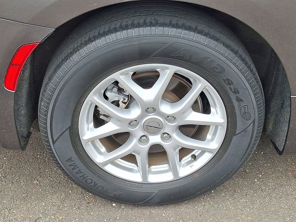 Used 2023 Chrysler Pacifica Touring-L FWD image 8