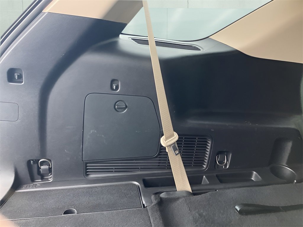 Used 2021 Ford Explorer 2WD image 39