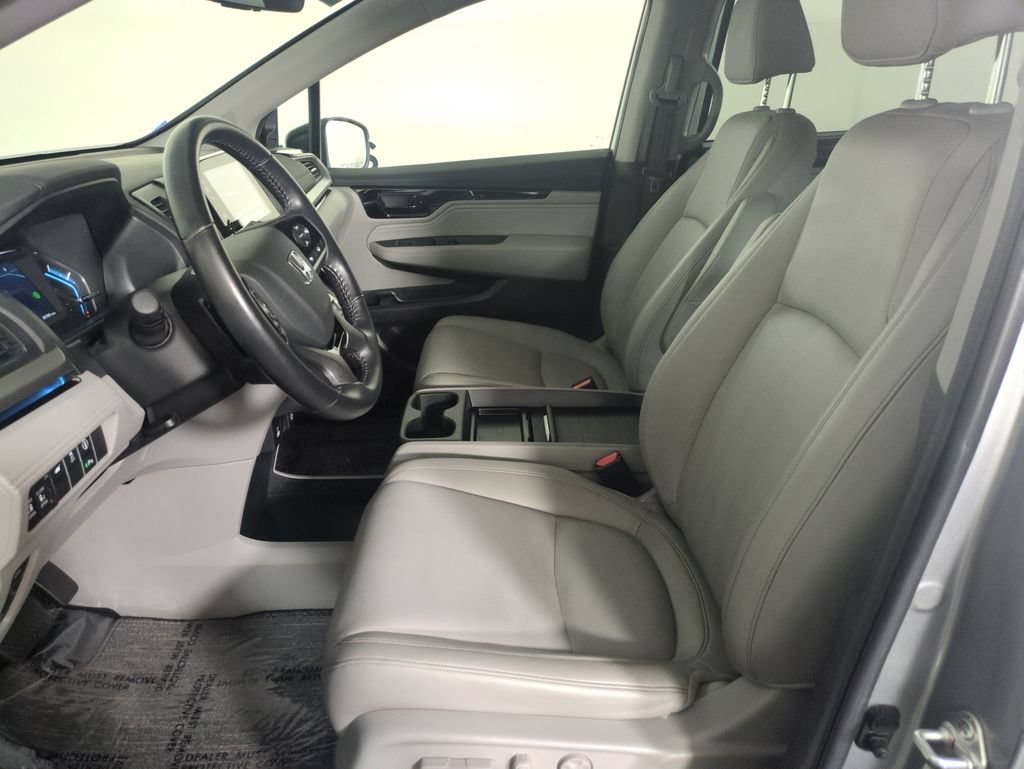 Certified 2024 Honda Odyssey Touring image 13