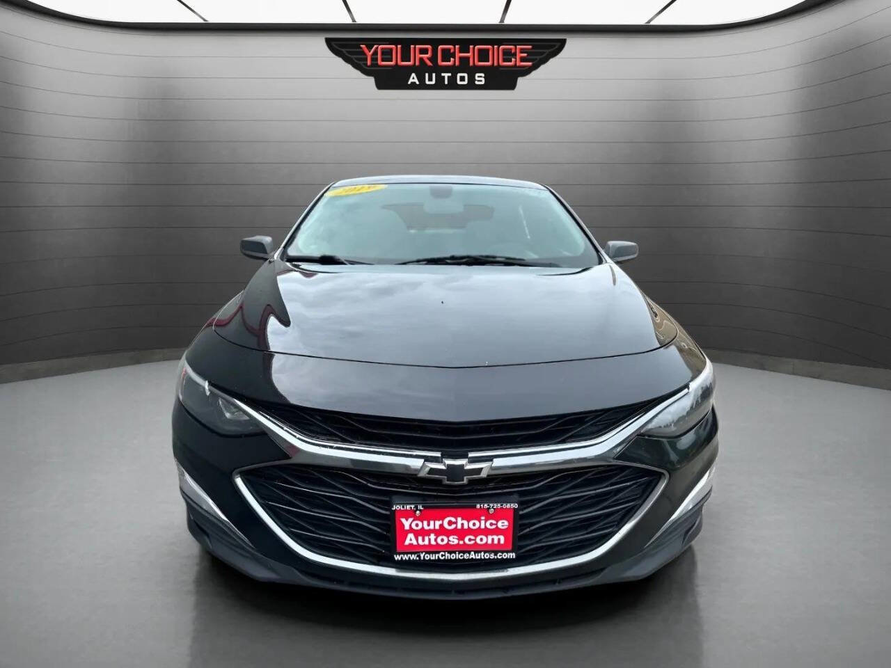 Used 2019 Chevrolet Malibu RS image 2