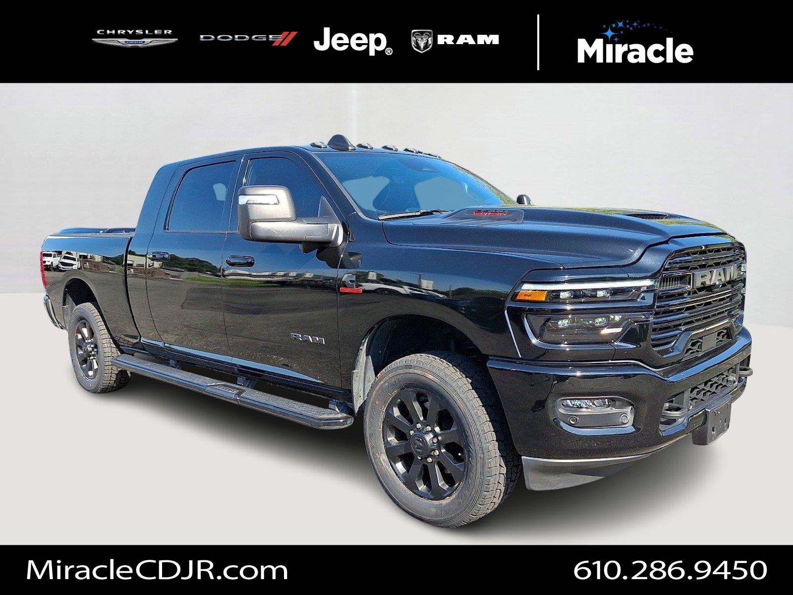 Used 2025 RAM 2500 Laramie AWD/4WD image 1