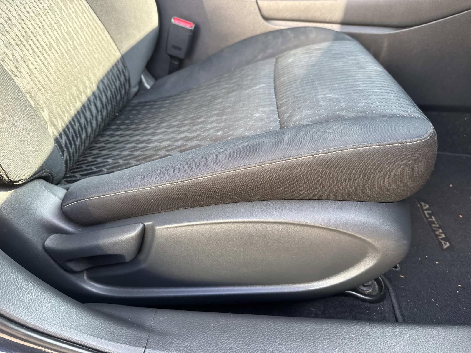 Used 2018 Nissan Altima 2.5 SV image 13