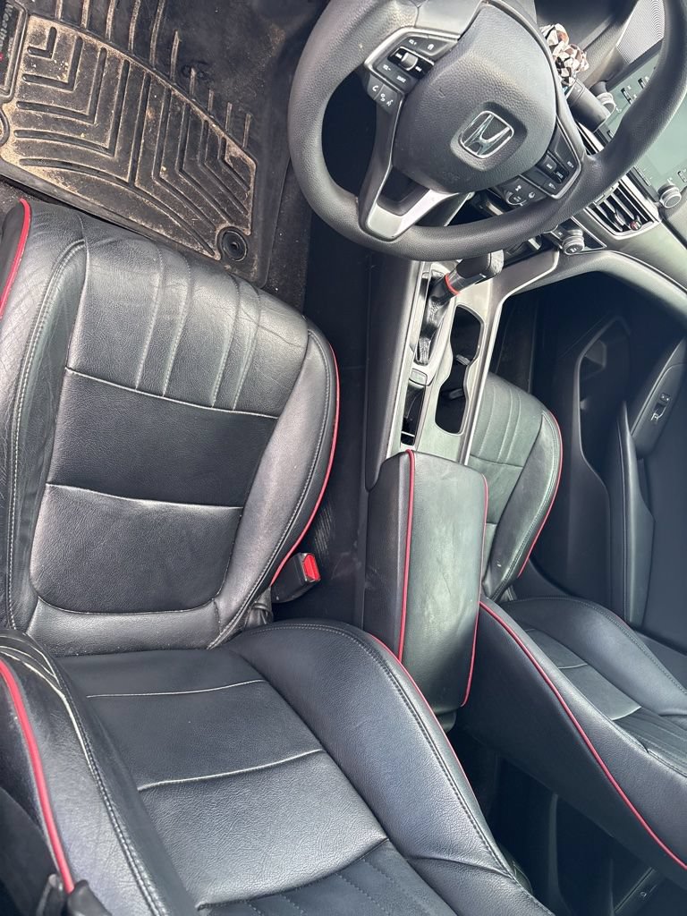 Used 2018 Honda Accord LX image 4