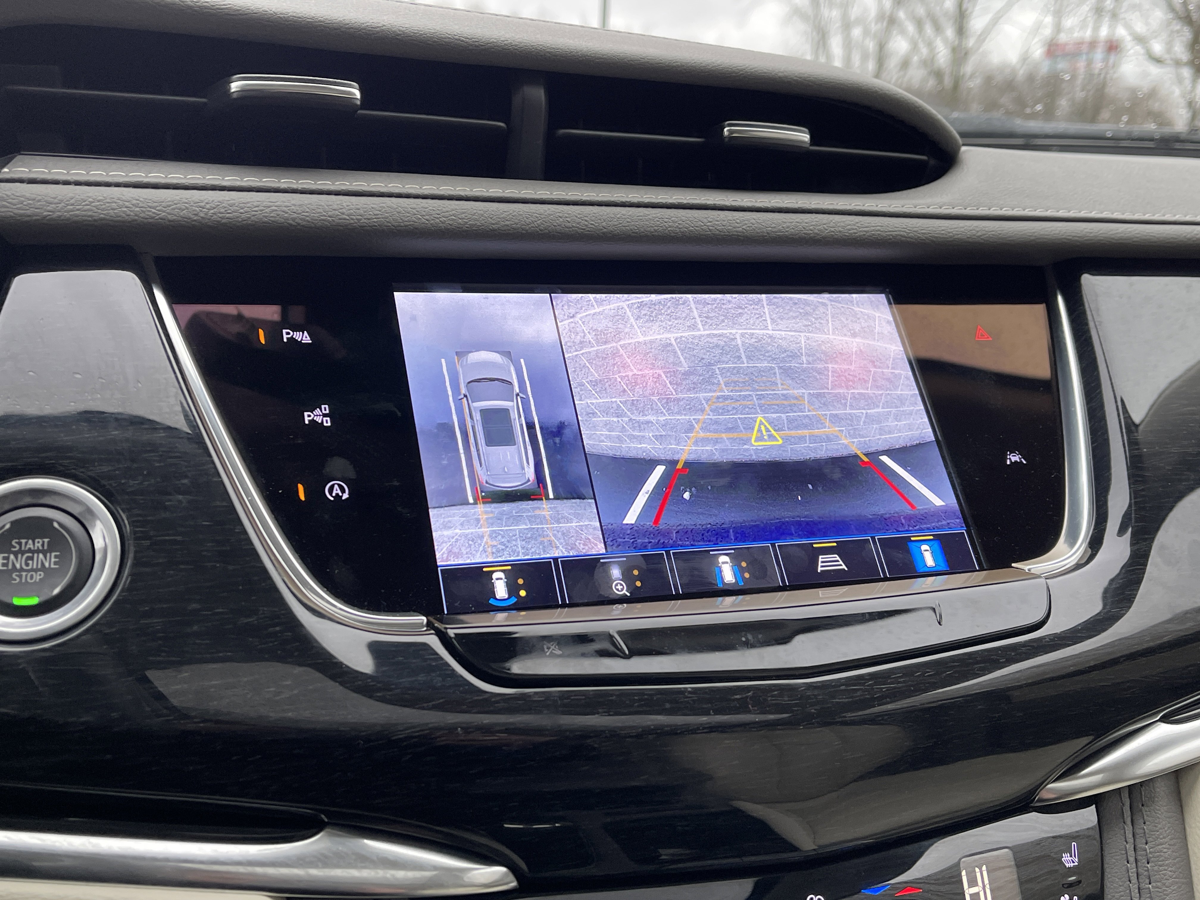 Certified 2023 Cadillac XT6 Premium Luxury w/ Technology Package image 33