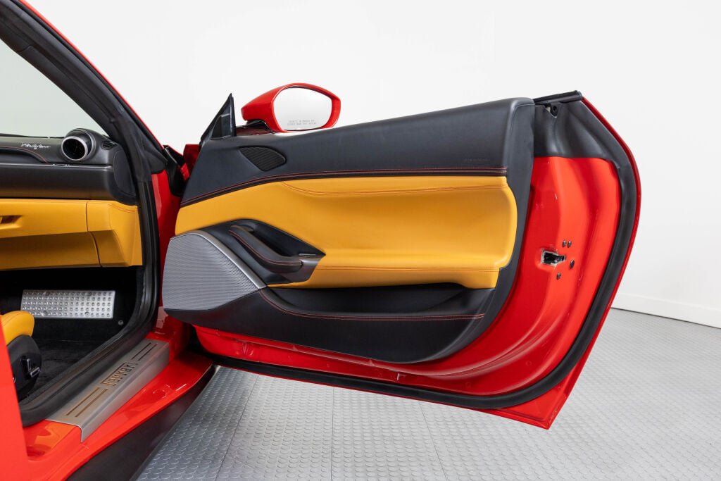 Certified 2020 Ferrari Portofino RWD image 54
