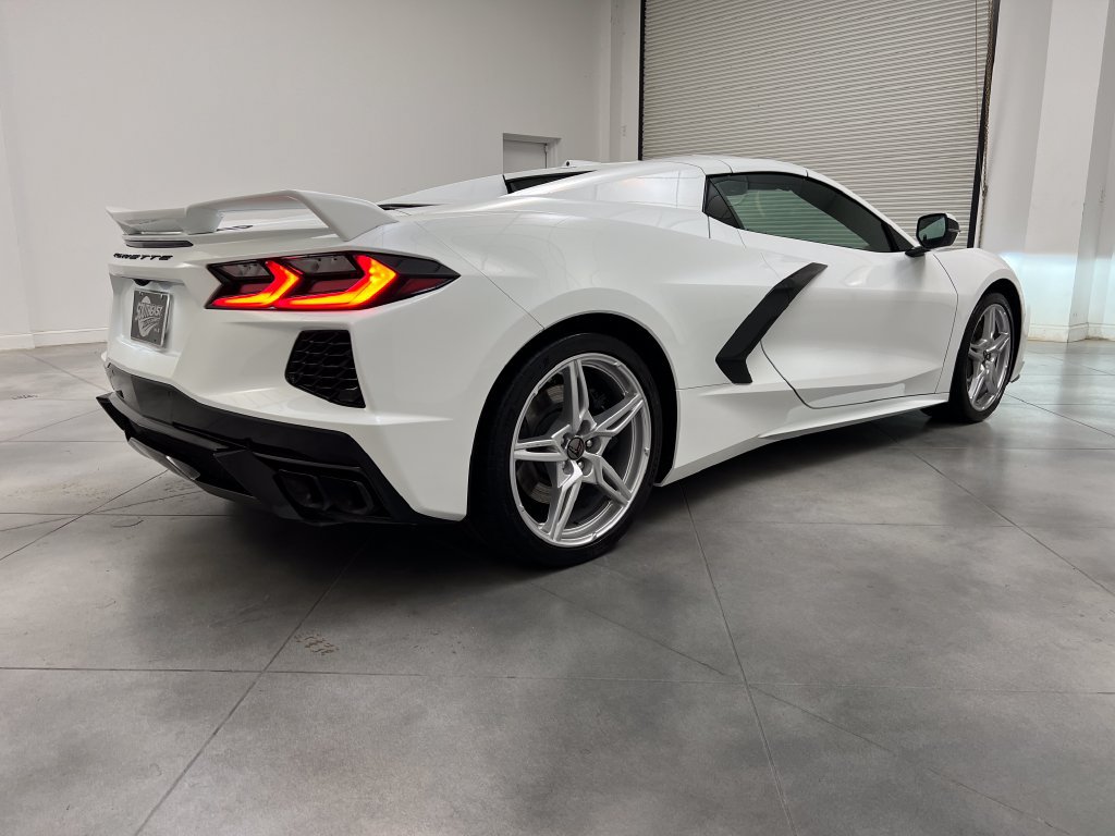Used 2023 Chevrolet Corvette Stingray Preferred Conv w/ Z51 Performance Package RWD image 9