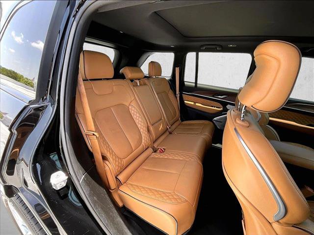 Used 2022 Jeep Grand Cherokee Summit RWD image 29