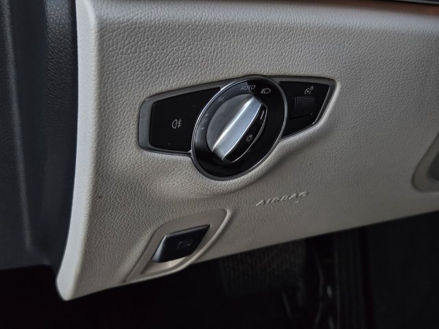 Used 2021 Mercedes-Benz E 350 Sedan image 19