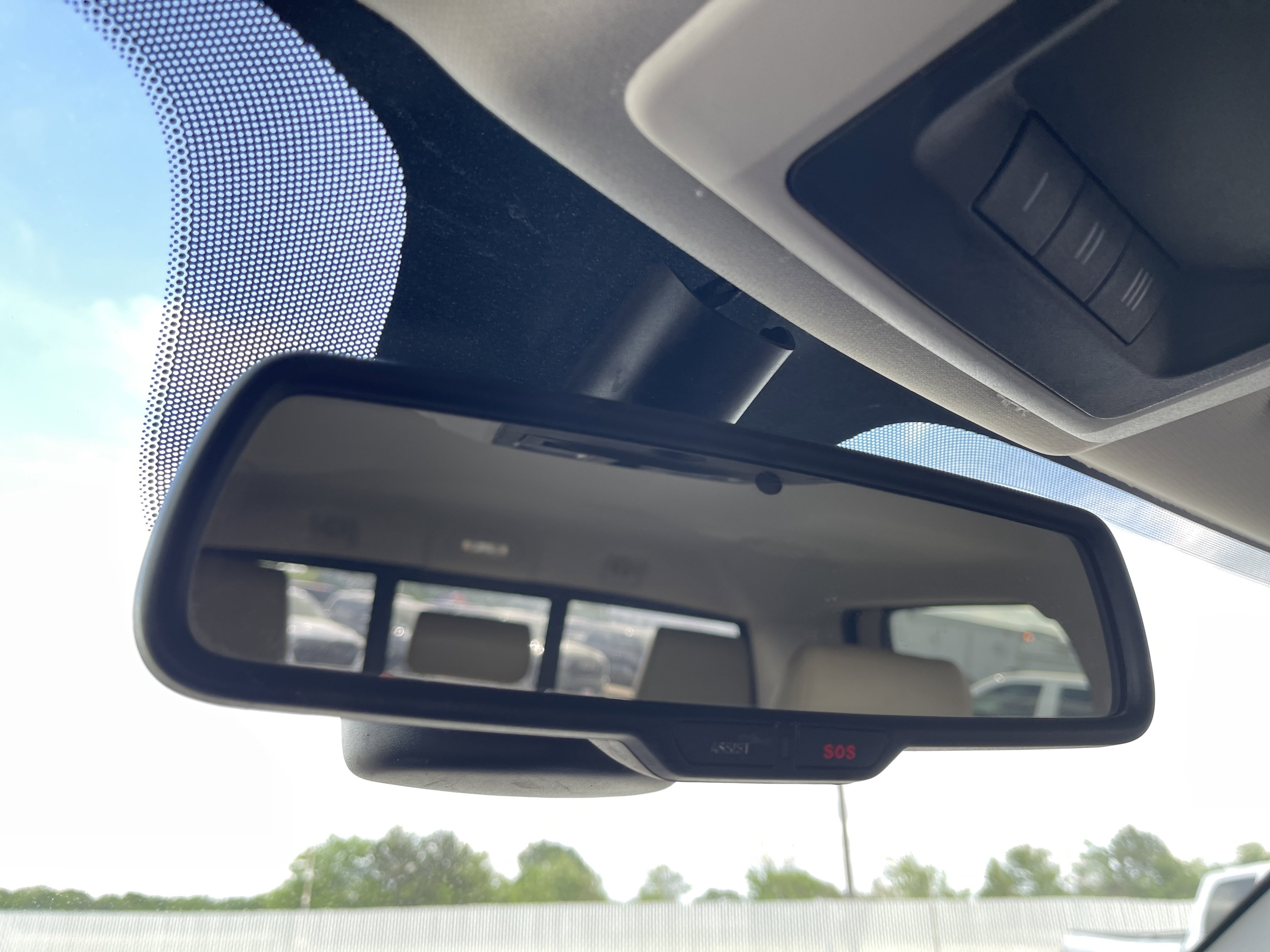 Used 2018 RAM 3500 Laramie image 35