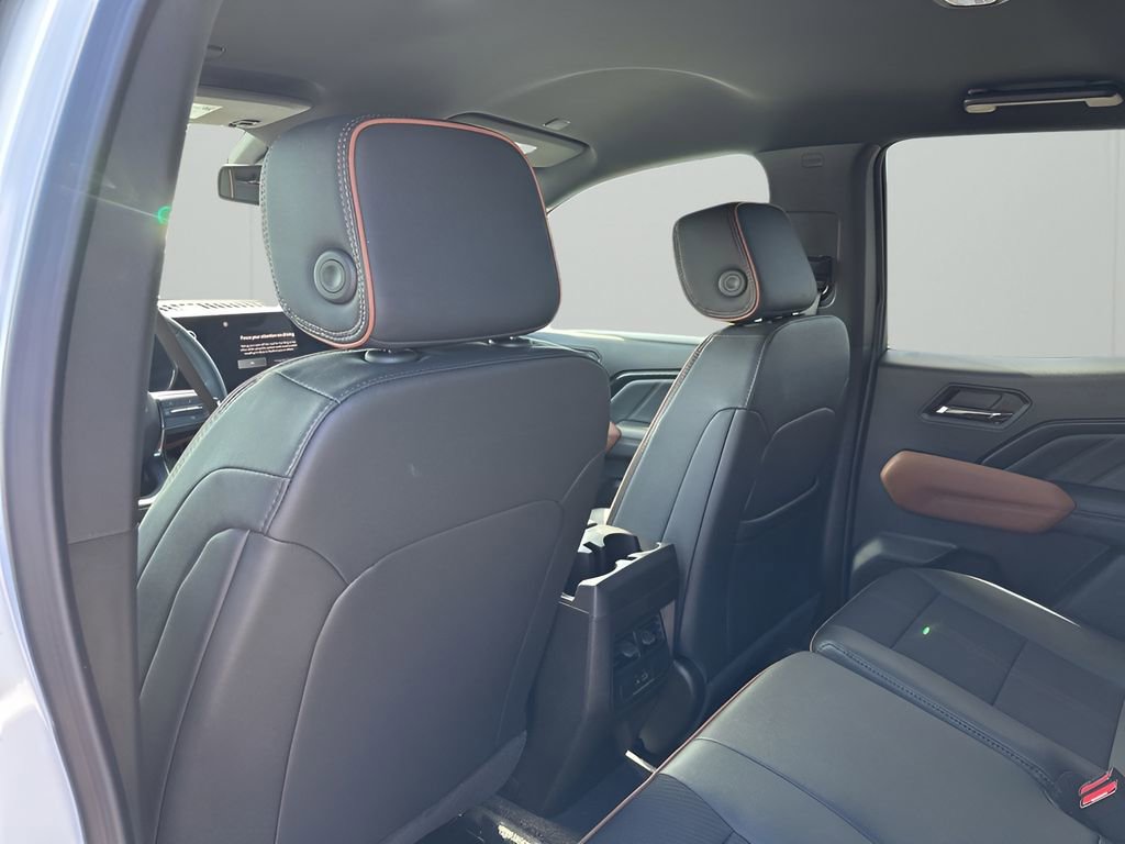 New 2026 GMC Canyon AT4 image 18