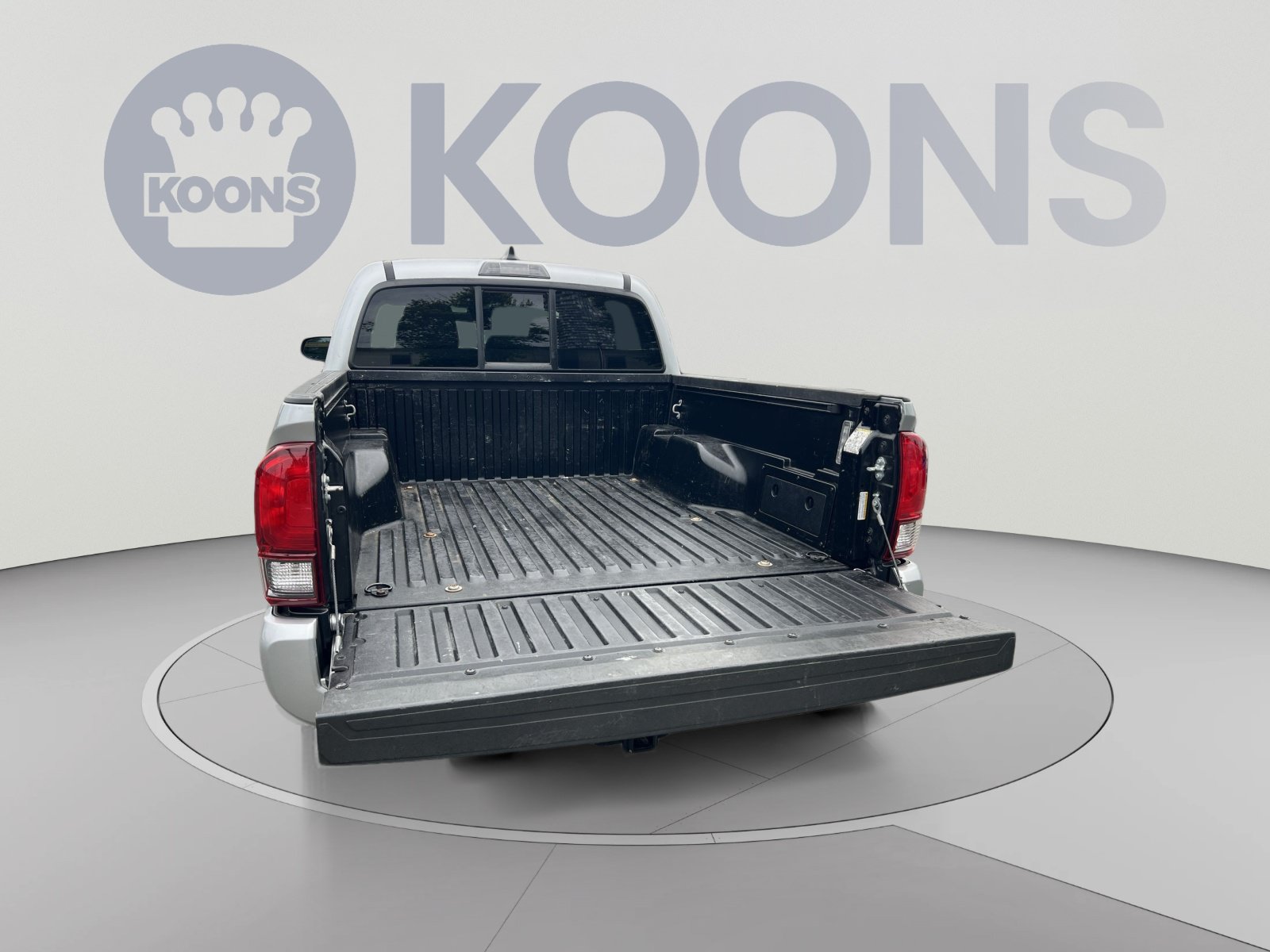 Used 2023 Toyota Tacoma SR AWD/4WD image 26
