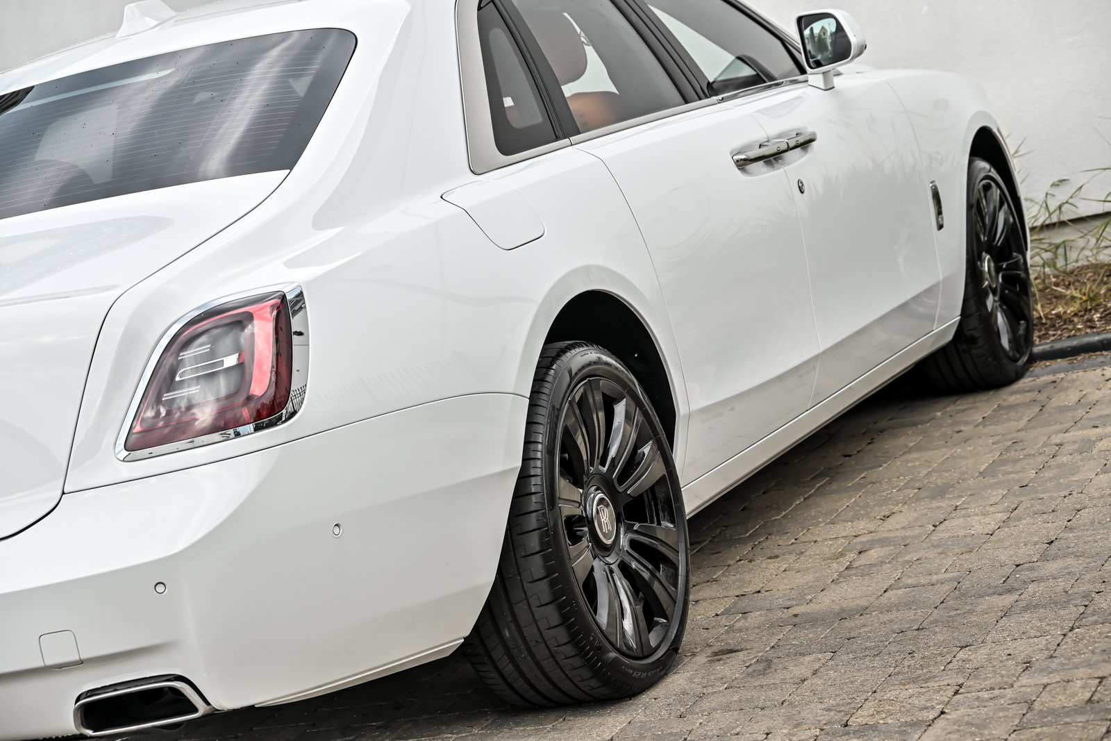 Used 2022 Rolls-Royce Ghost AWD/4WD image 14