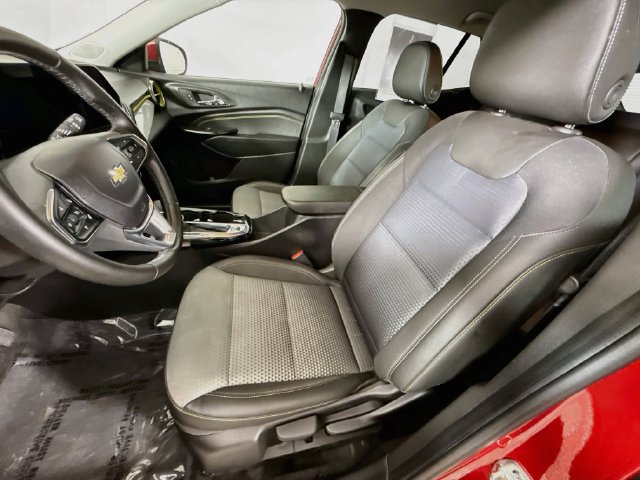 Used 2026 Chevrolet Trax LT w/ Driver Confidence Package FWD image 20