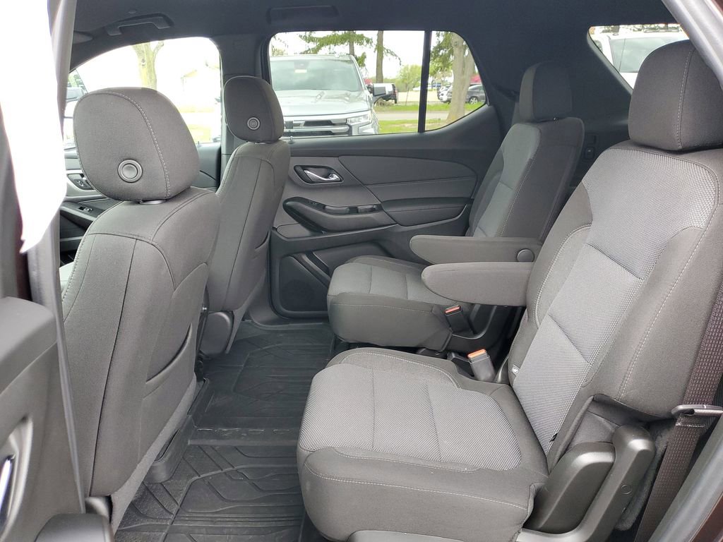 Certified 2023 Chevrolet Traverse LT FWD image 26