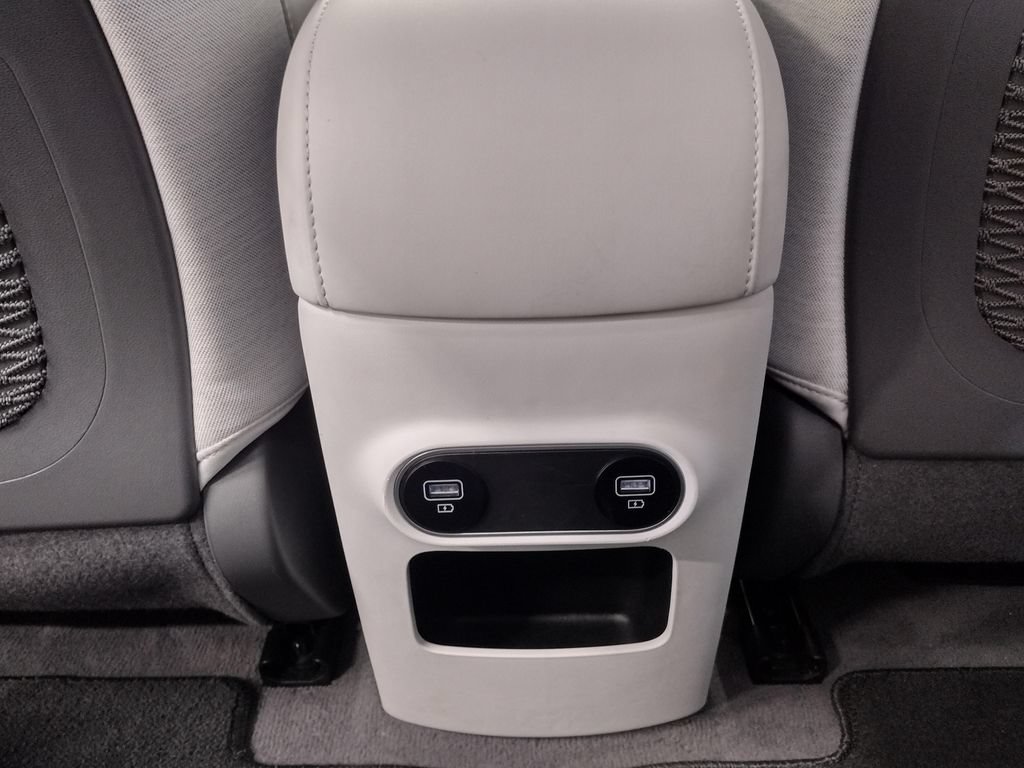 Certified 2023 Hyundai Ioniq 5 SEL w/ Cargo Package AWD/4WD image 33