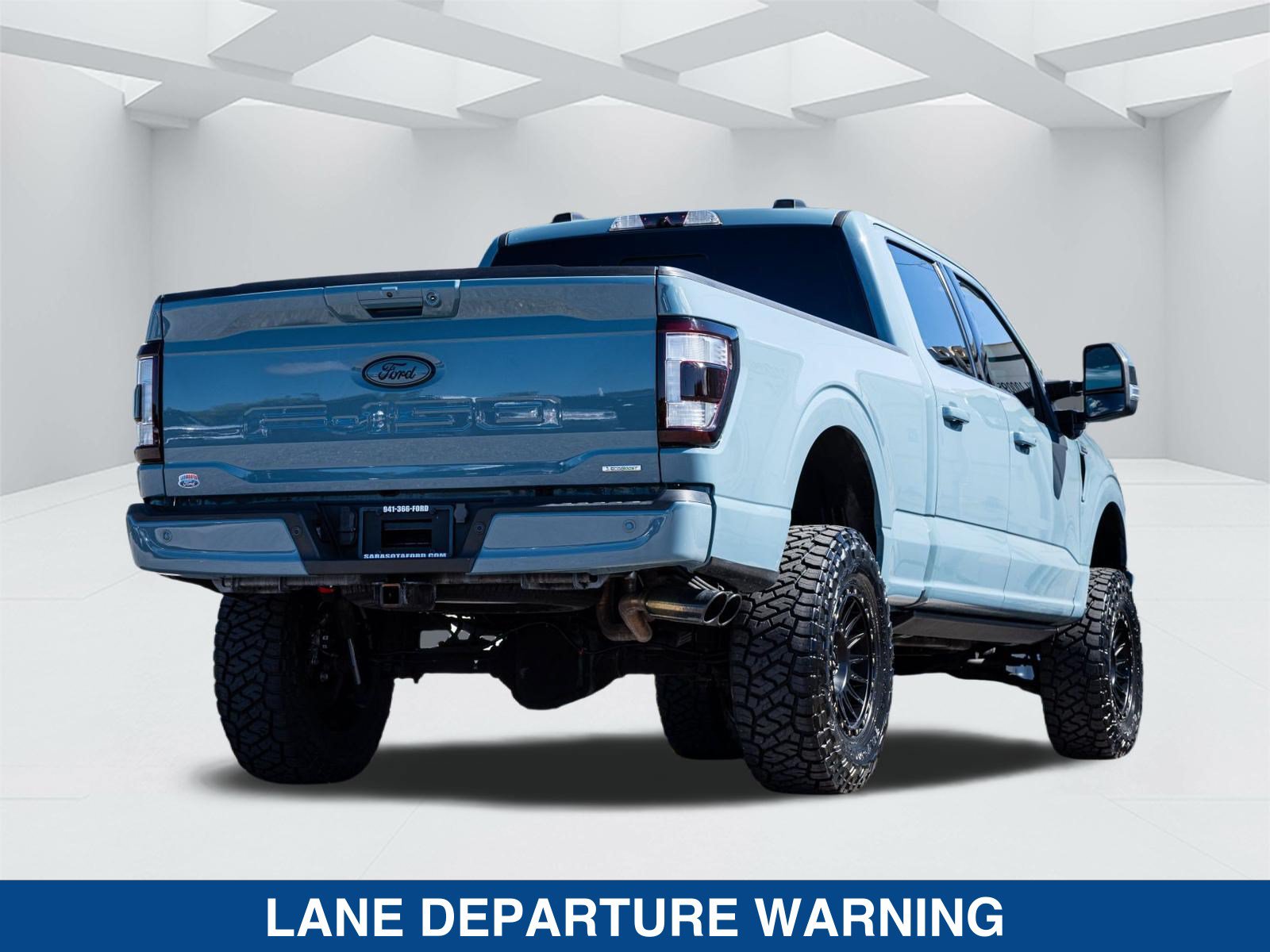 Used 2023 Ford F150 Lariat w/ Equipment Group 502A High AWD/4WD image 4