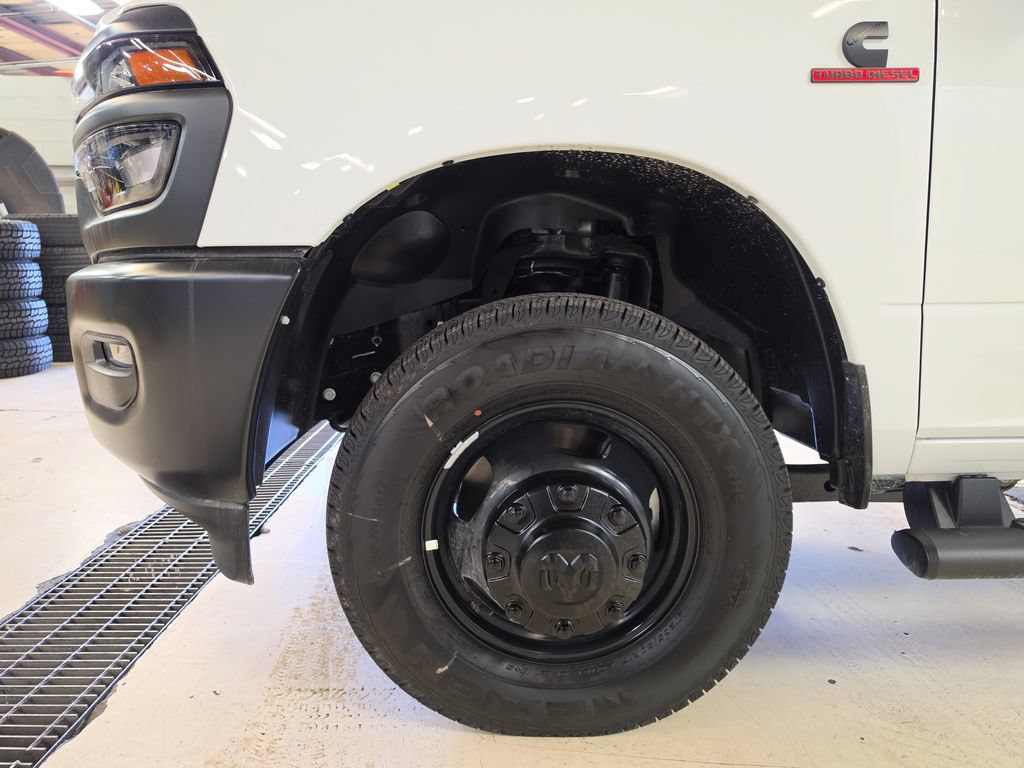 New 2026 RAM 3500 Tradesman AWD/4WD image 21