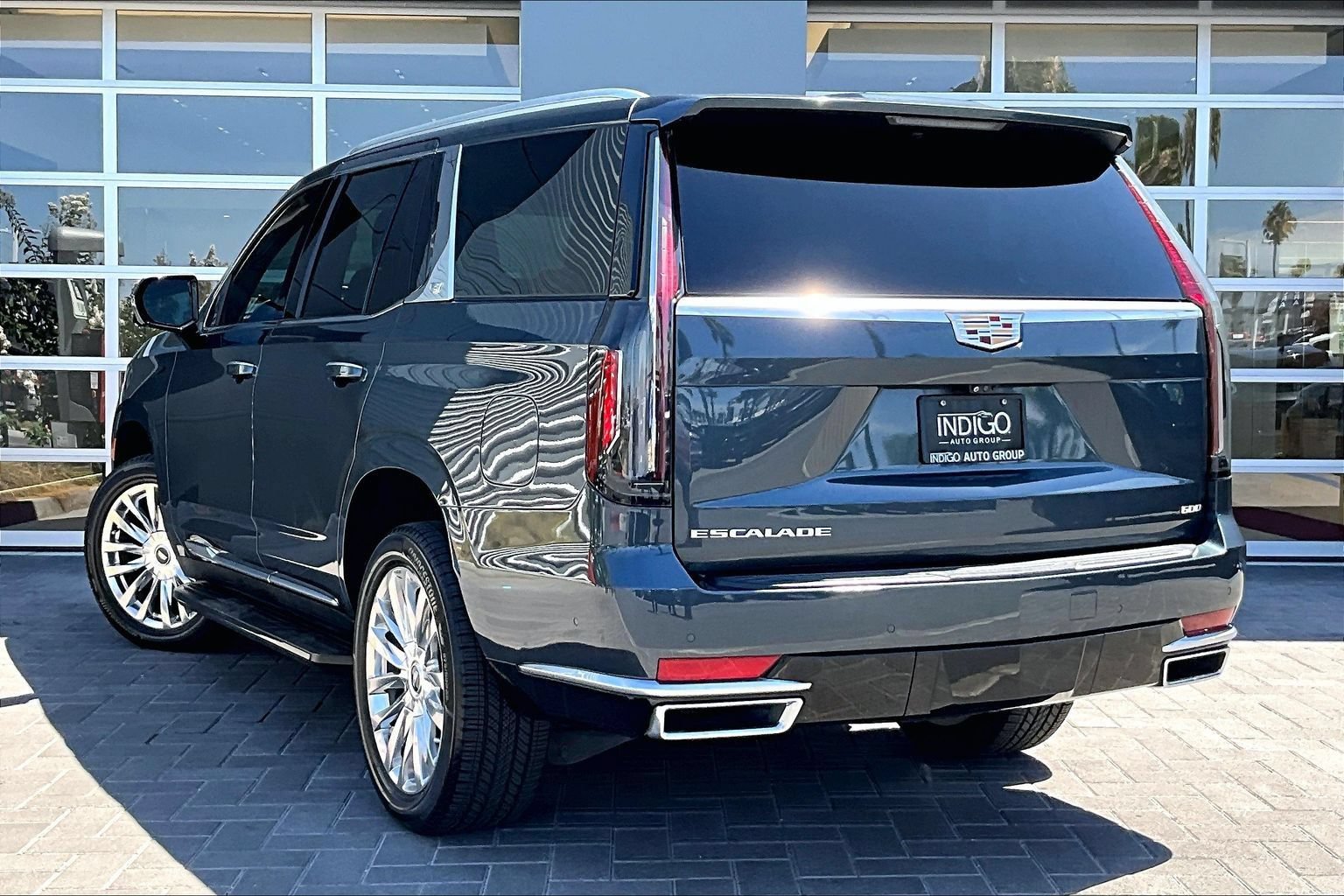 Used 2021 Cadillac Escalade Premium Luxury RWD image 9