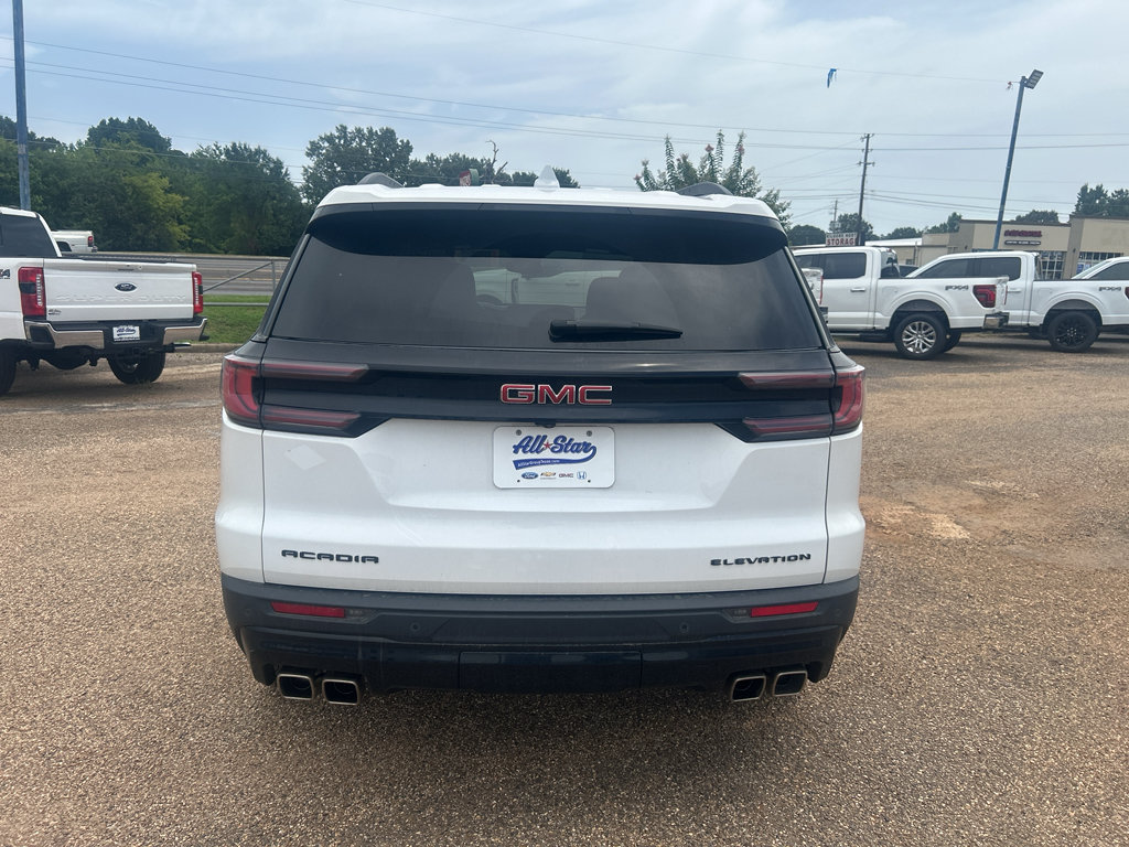 Used 2024 GMC Acadia Elevation w/ Black Edition FWD image 3