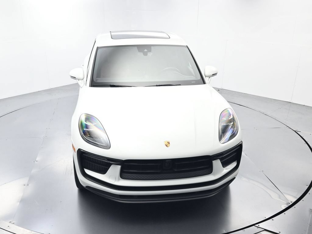 Certified 2024 Porsche Macan S AWD/4WD image 43