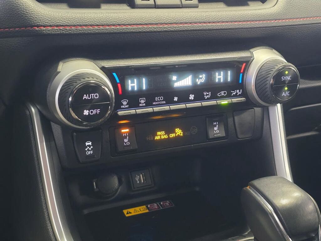 Used 2024 Toyota RAV4 XSE w/ Weather Package image 34