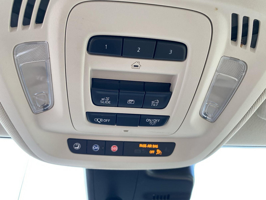 Used 2023 Buick Envision Avenir AWD/4WD image 60