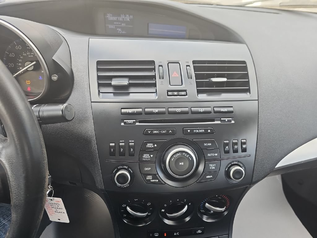Used 2013 MAZDA MAZDA3 i Sport FWD image 19