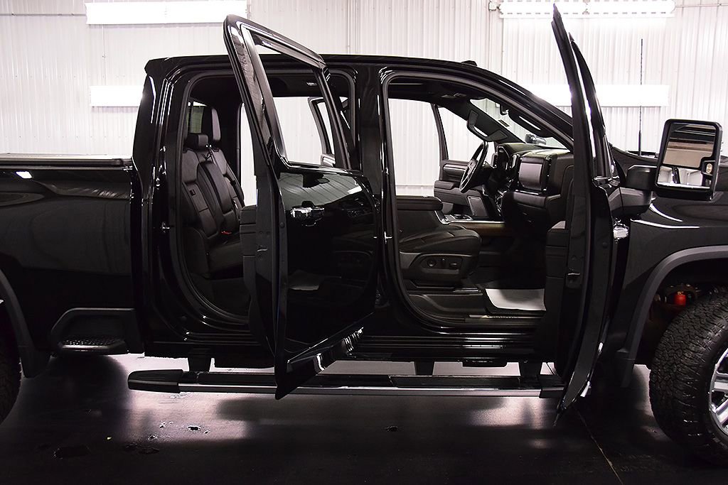 Used 2024 Chevrolet Silverado 2500 High Country w/ Z71 Off-Road Package AWD/4WD image 36