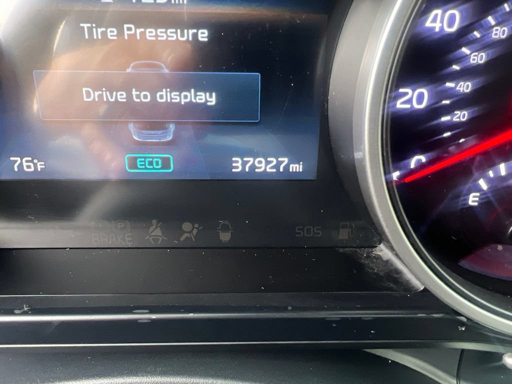 Certified 2022 Kia Carnival LX FWD image 54