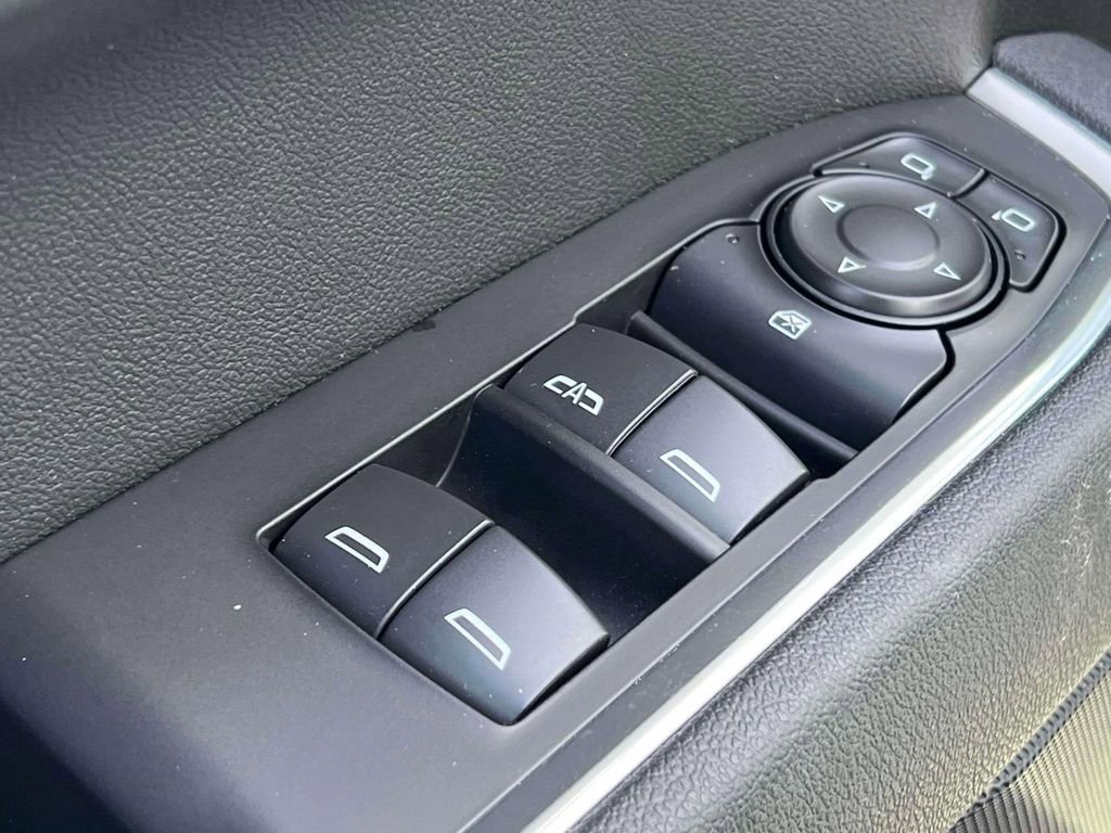 Used 2026 Chevrolet Silverado 1500 LT image 17