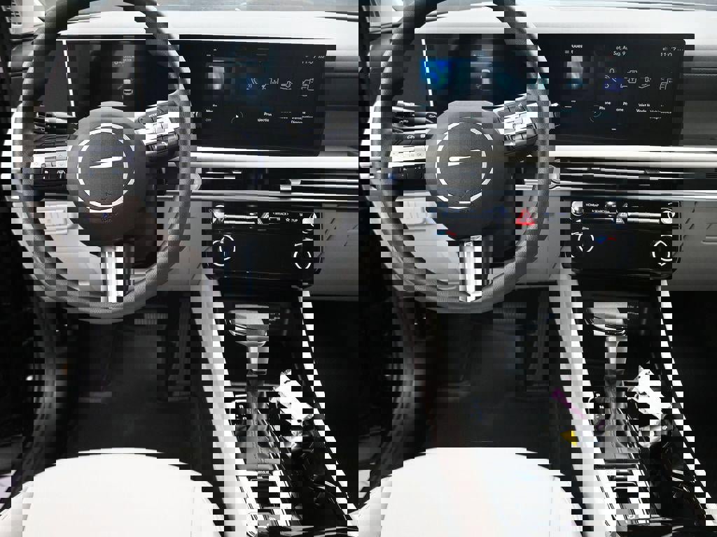 New 2025 Hyundai Tucson SEL image 11