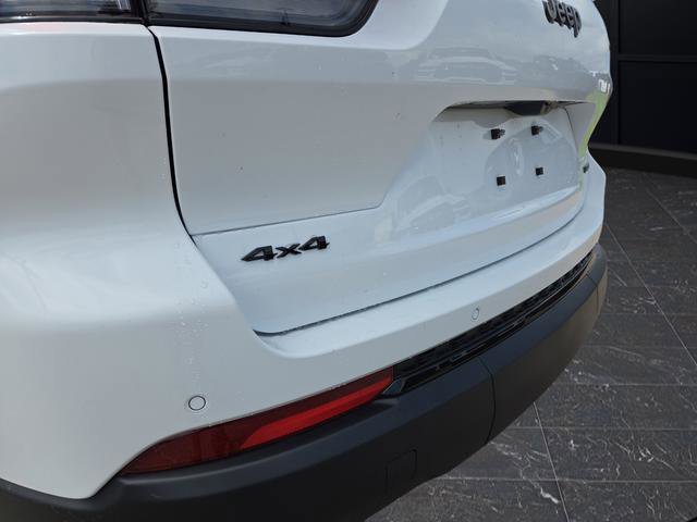 New 2025 Jeep Grand Cherokee L Limited w/ Luxury Tech Group II image 41