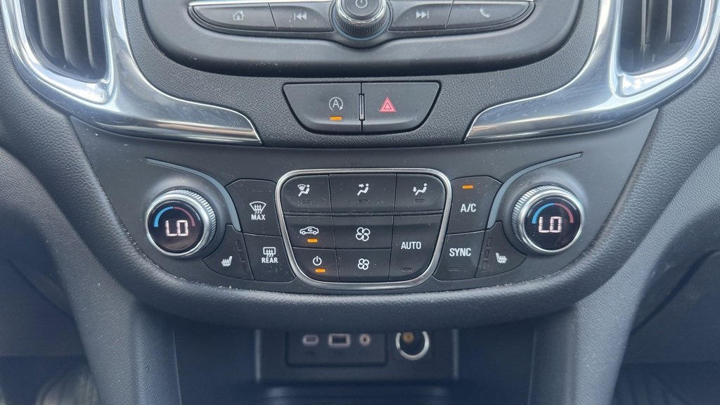 Used 2023 Chevrolet Equinox LT image 26