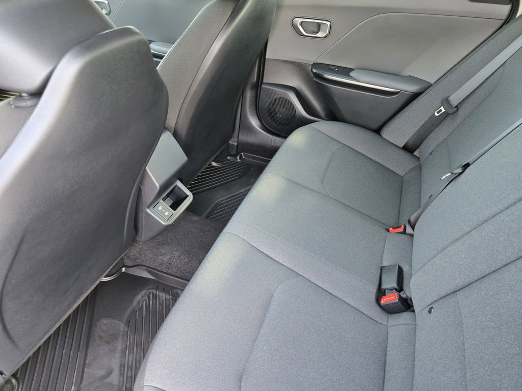 New 2026 Kia K4 FWD image 21