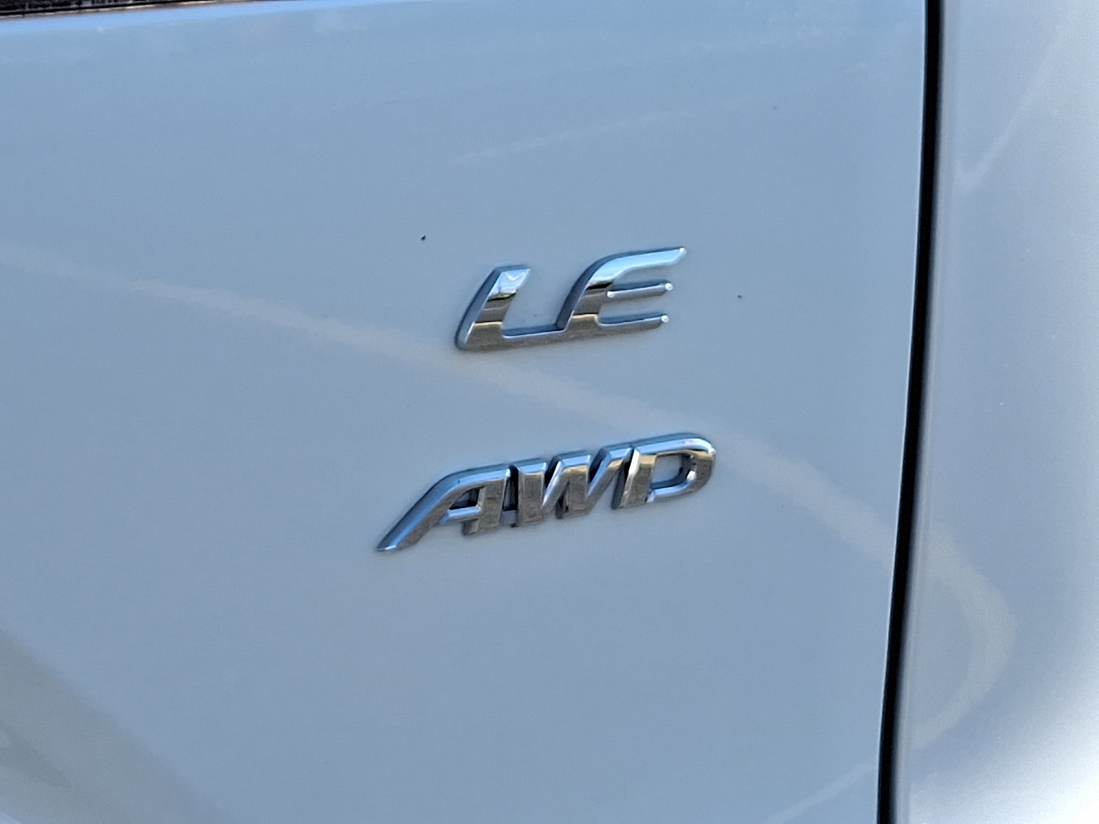 Used 2023 Toyota Corolla Cross LE w/ Moonroof Package image 33