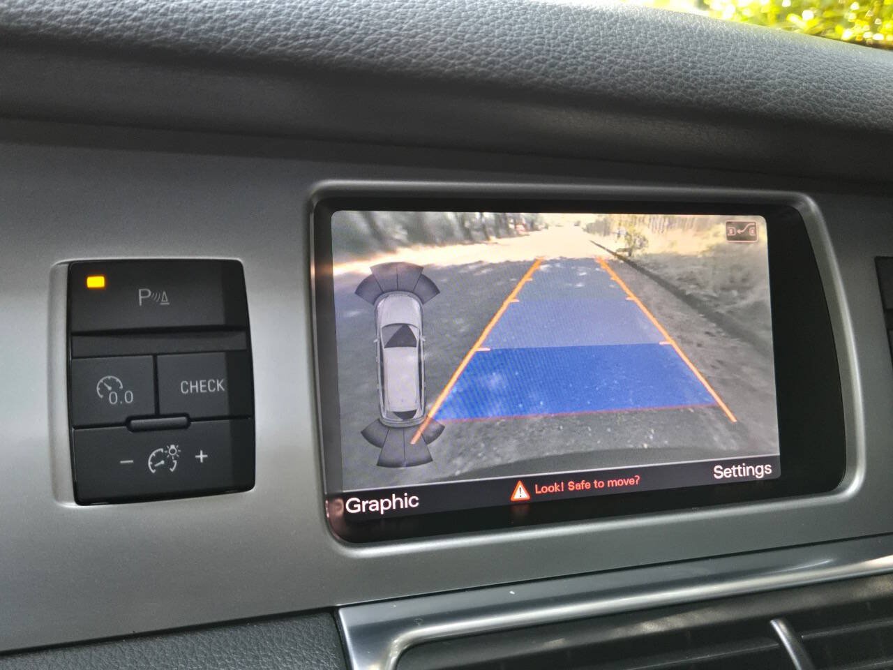 Used 2013 Audi Q7 TDI Premium Plus AWD/4WD image 27