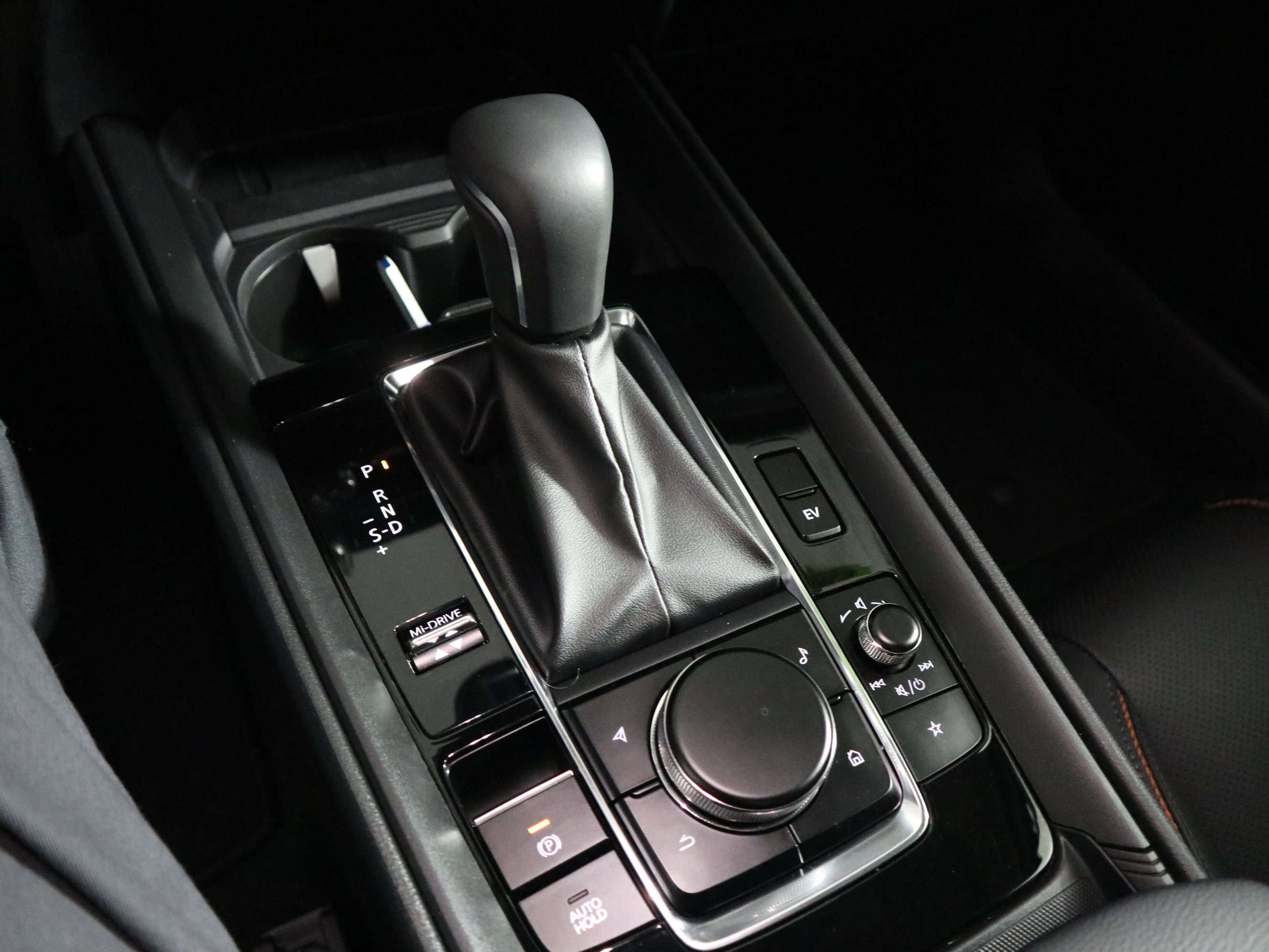 Certified 2025 MAZDA CX-50 2.5 Hybrid w/ Premium Plus Pkg image 22