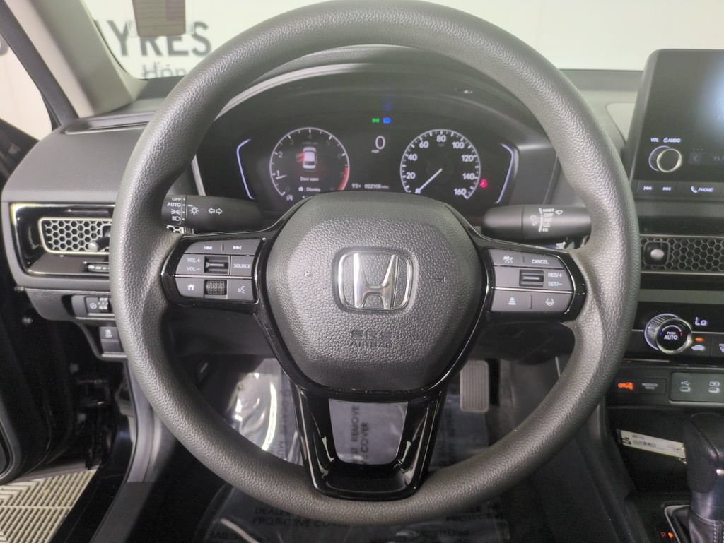 Certified 2025 Honda Civic LX image 18