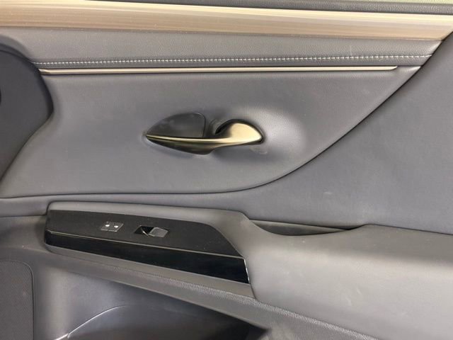 Used 2023 Lexus ES 350 F Sport image 31